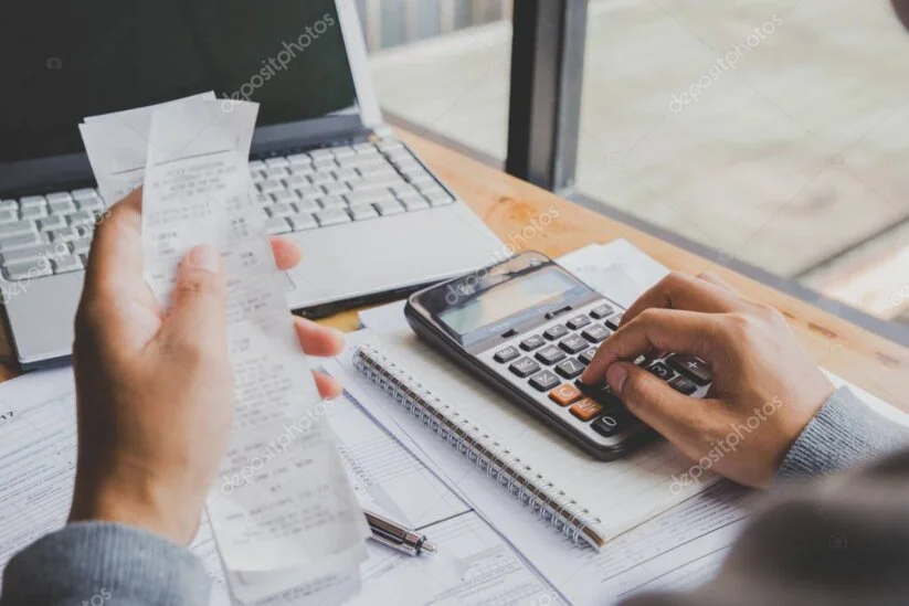 Cliente che invia online i documenti per il modello 730
